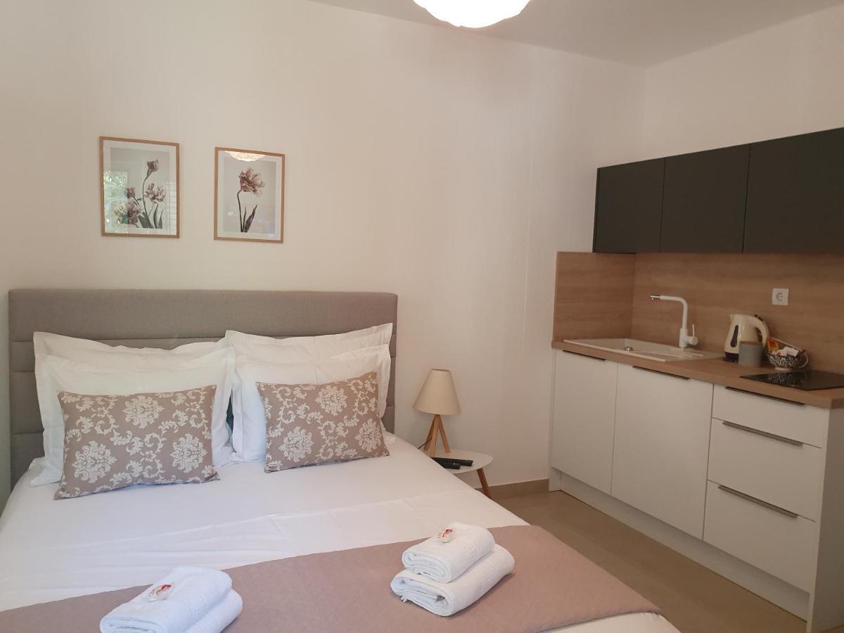 Apartmani Eterovic Baska Voda Luaran gambar