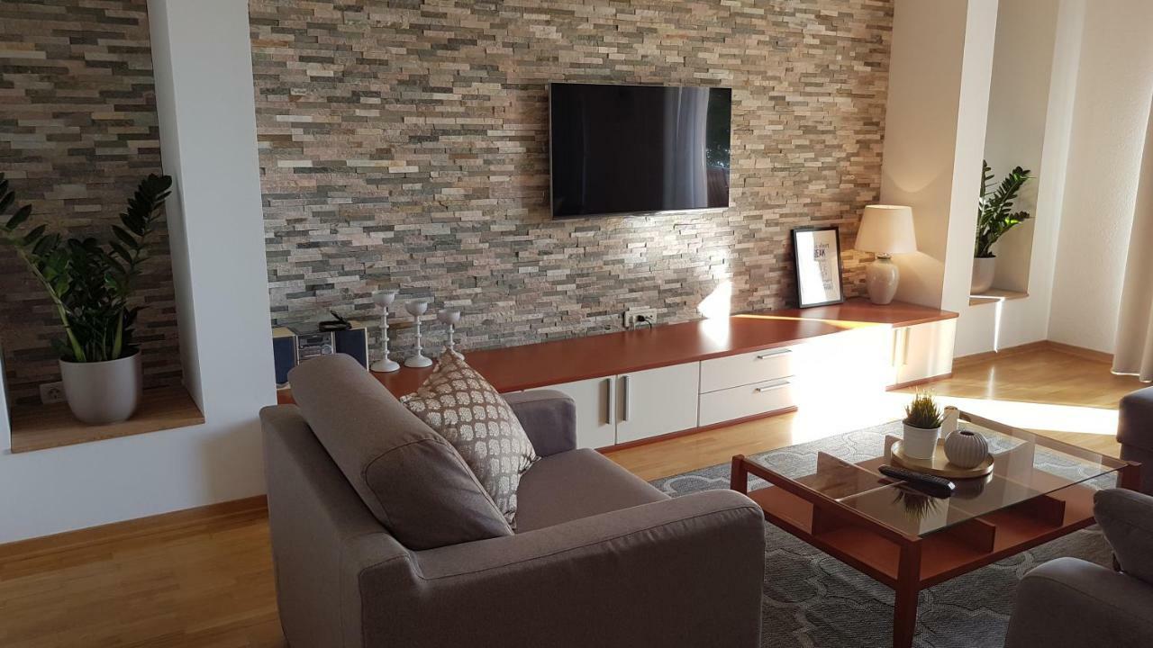 Apartmani Eterovic Baska Voda Luaran gambar
